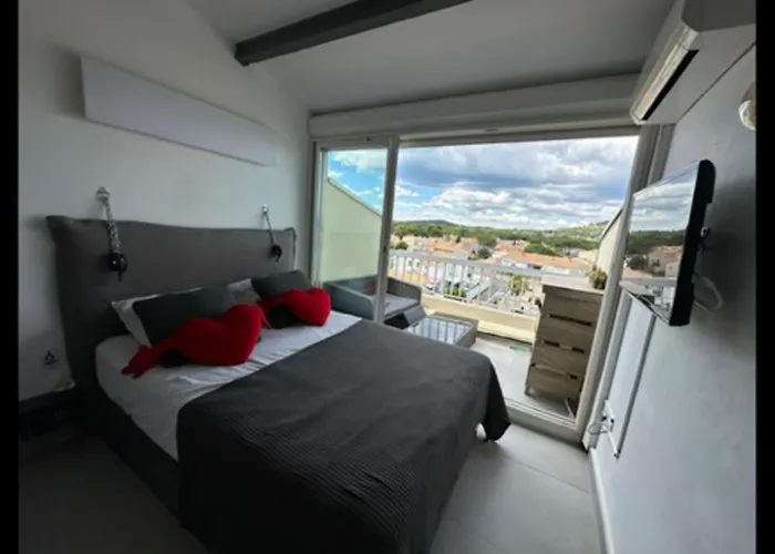 Naturiste Cap D'agde Port Soleil 606 דירה